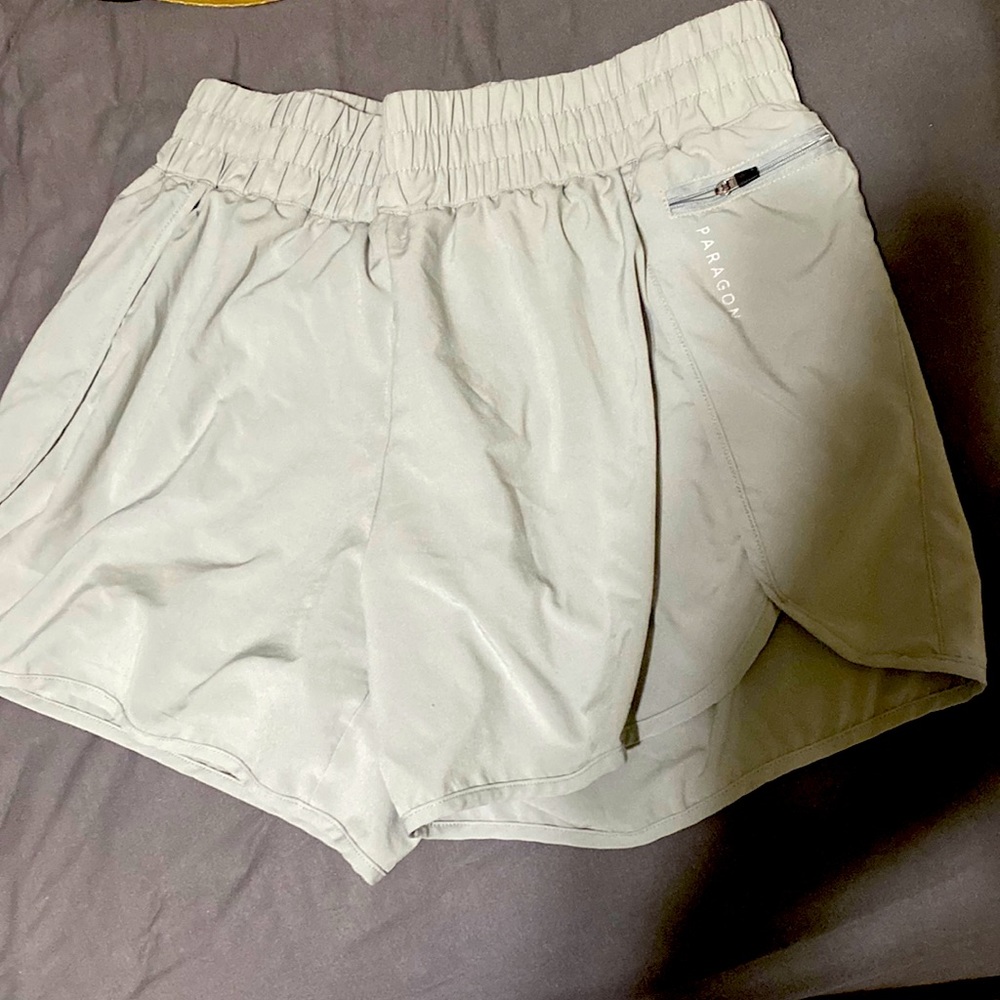 Paragon shorts like new!